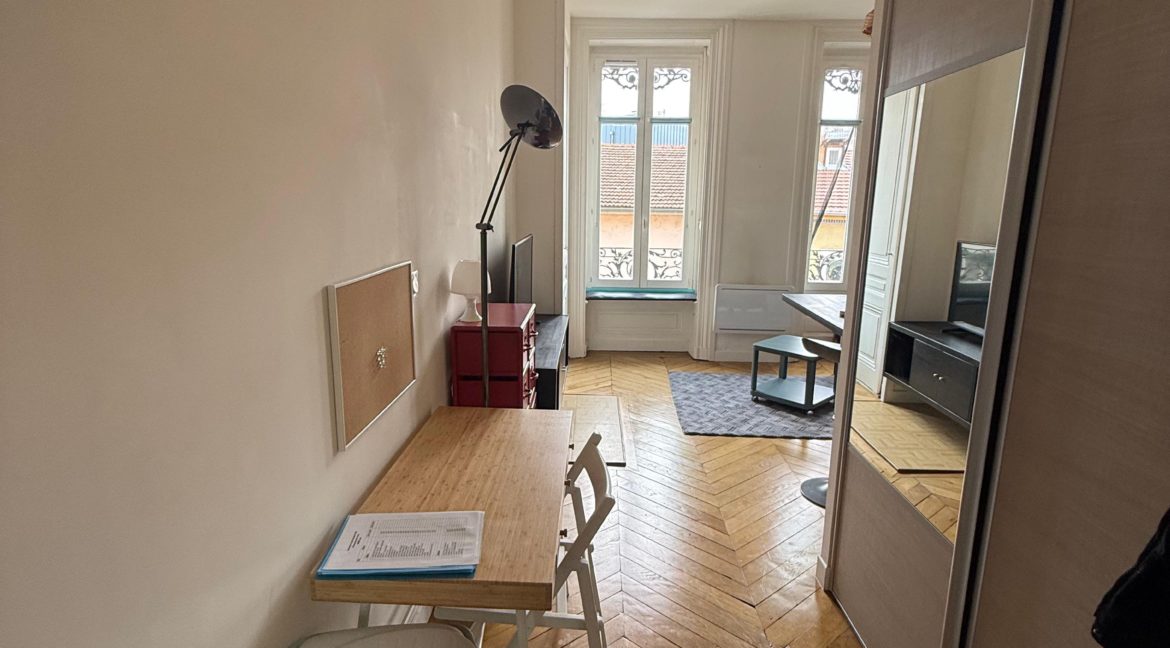 130c617a-fad9-469d-a6be-70fdd4293c80