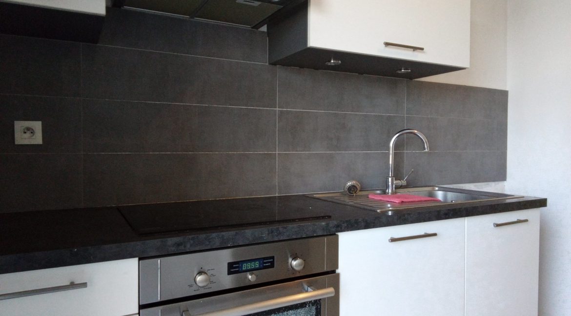 ca26368f-e59c-4727-a8c7-539e54fc9a15-b0477f56-3c90-4ba7-b592-5caf6102c39c