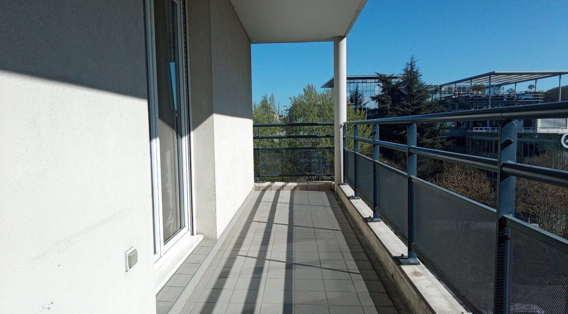 de3b80dd-3789-428b-9642-aacda7b5dbeb-b2975a59-3803-41f6-80e9-8c7037289a97