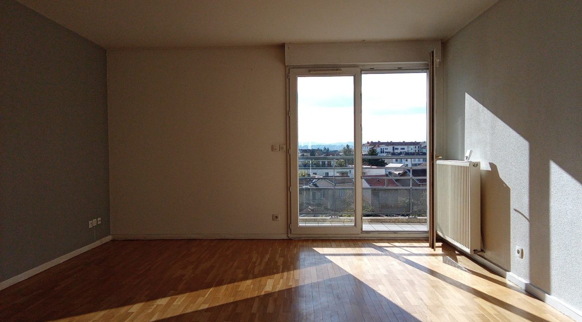 ef10dcc2-3199-46b7-81c7-e67d494b9f98-e2ddc638-5c67-43db-8cdb-2cf2a7693b4a